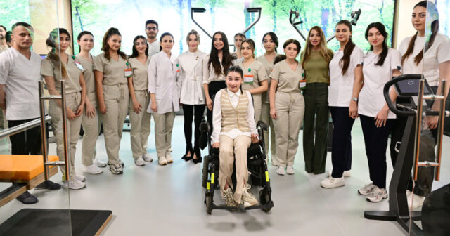 Yeni Klinikada Yeni Robotik Reabilitasiya və Sümük İliyi Transplantasiyası mərkəzlərinin açılış mərasimi olub – FOTO Yeni Klinikada Yeni Robotik Reabilitasiya və Sümük İliyi Transplantasiyası mərkəzlərinin açılış mərasimi olub – FOTO
