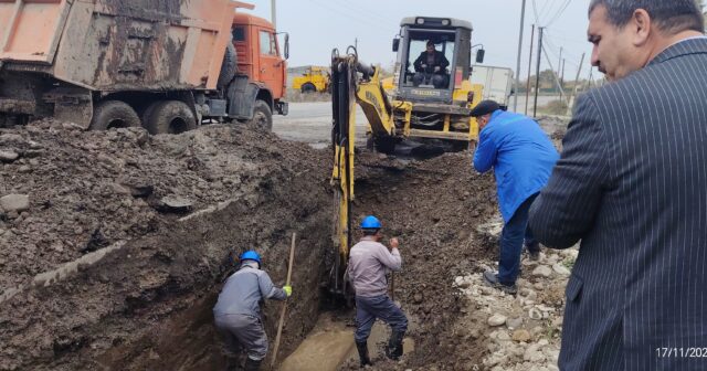 Kürdəmirdə su borusu xətti partladı – FOTOLAR