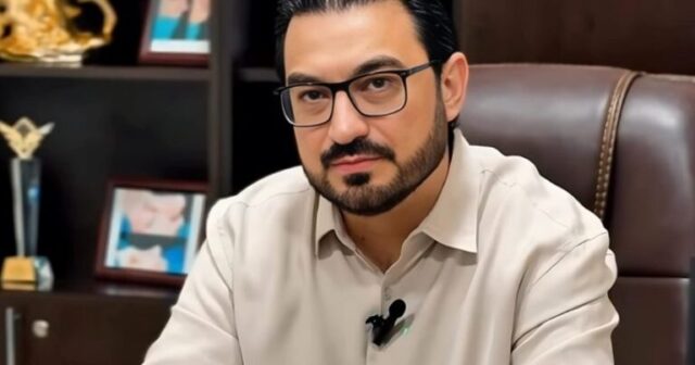 Onun adı təsdiqlənmiş plastik cərrahların siyahısında yoxdur