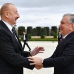 İlham Əliyev Mirziyayevlə görüşdü İlham Əliyev Mirziyayevlə görüşdü