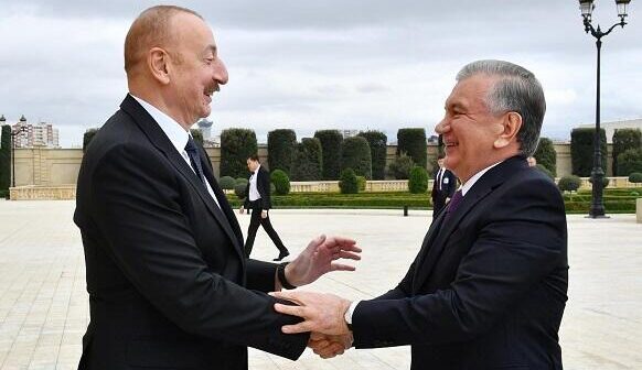 İlham Əliyev Mirziyayevlə görüşdü İlham Əliyev Mirziyayevlə görüşdü