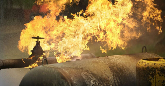 Paytaxtda qaz xəttində partlayış Paytaxtda qaz xəttində partlayış