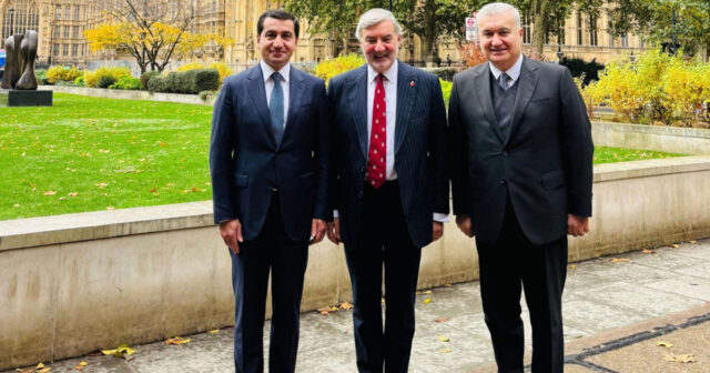 Hikmət Hacıyev Britaniyanın Azərbaycan üzrə ticarət elçisi ilə görüşüb Hikmət Hacıyev Britaniyanın Azərbaycan üzrə ticarət elçisi ilə görüşüb