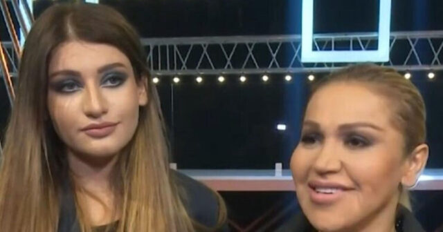 Rəqsanənin qızı gözəllik salonunda işləməsindən DANIŞDI