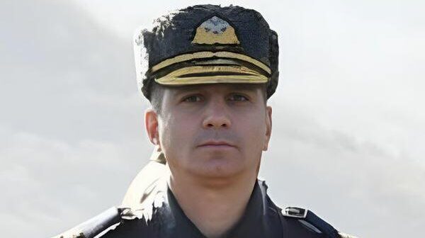 Təyyarə qəzasında şəhid olan hərbçilərlə vida mərasimi – Azərbaycan HHQ komandanı qatıldı