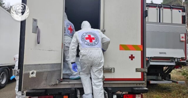 Rusiya və Ukrayna cəsəd mübadiləsi keçirdilər Rusiya və Ukrayna cəsəd mübadiləsi keçirdilər