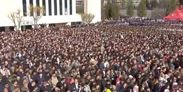 Ankarada 3 şəhidin izdihamlı dəfn mərasimi keçirildi