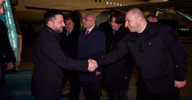 Zelenski Türkiyəyə GETDİ