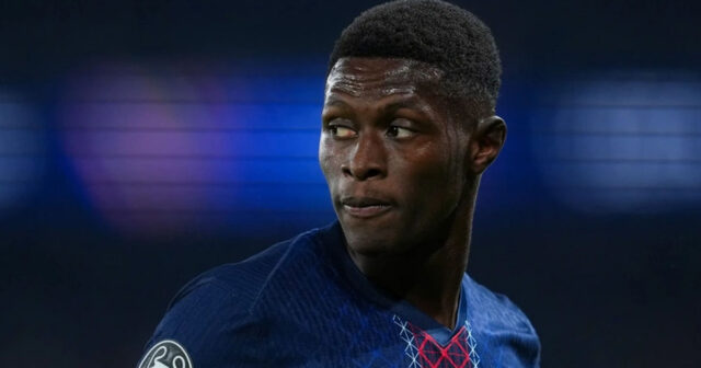 PSJ-nin futbolçusu zədələnərək sıradan çıxıb