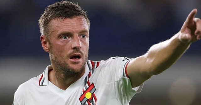 Tanınmış futbolçunun evi qarət edilib