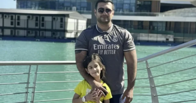 Yanğında qızını itirən vəkil: “Bağışla, qoruya bilmədim səni…” Yanğında qızını itirən vəkil: “Bağışla, qoruya bilmədim səni…”