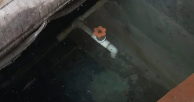 Su kranını bağlamağa çalışarkən faciə baş verdi: 74 yaşlı qadının ölümünün TƏFƏRRÜATI – VİDEO Su kranını bağlamağa çalışarkən faciə baş verdi: 74 yaşlı qadının ölümünün TƏFƏRRÜATI – VİDEO