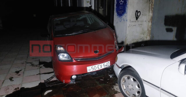 Lənkəranda qəza: 2 qardaş xəsarət aldı- FOTO Lənkəranda qəza: 2 qardaş xəsarət aldı- FOTO