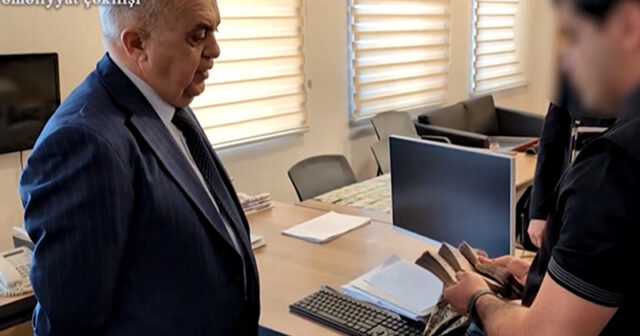 Külli miqdarda rüşvət ittihamı: Tahir Vəliyev direktor kabinetində kimin pullarını saxlayıb? – İfadəsini dəyişdi / DETALLAR