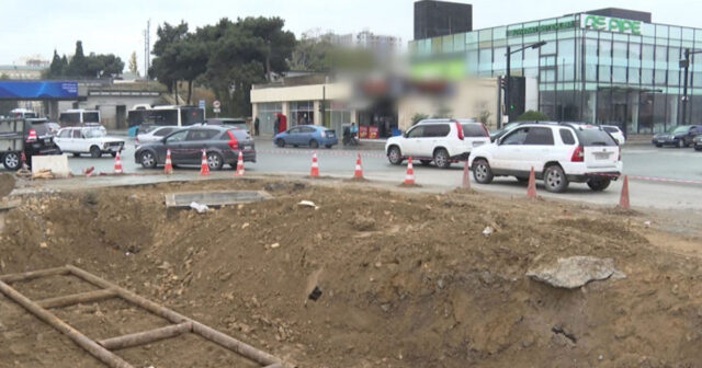 Aylardır qazılan yolda işlər niyə yekunlaşmır? – VİDEO Aylardır qazılan yolda işlər niyə yekunlaşmır? – VİDEO