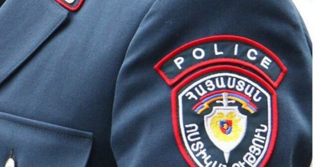 Təxribatçı “Wargonzo”nun jurnalistini Ermənistandan deportasiya edirlər