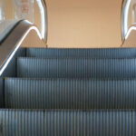 Bakı sakinlərindən şikayət: Bu ərazilərdə eskalatorlar niyə işləmir? Bakı sakinlərindən şikayət: Bu ərazilərdə eskalatorlar niyə işləmir?