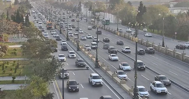 Paytaxtda sıxlıq olan küçələrin SİYAHISI