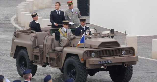 Fransa könüllü çağırış xidmətinə qayıdır – Makron AÇIQLADI