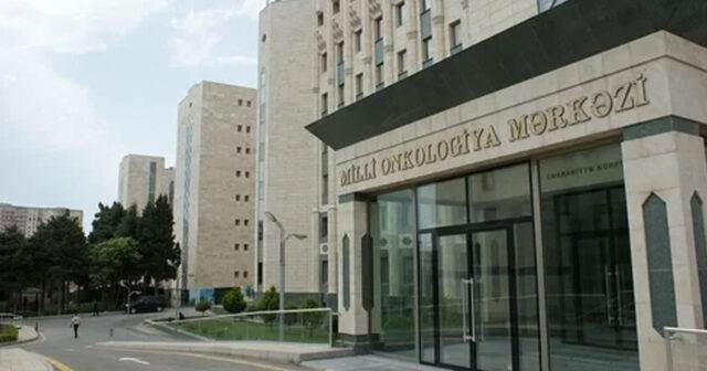 Əməkdar artist reanimasiyaya yerləşdirildi: Əməliyyat risklidir – FOTO Əməkdar artist reanimasiyaya yerləşdirildi: Əməliyyat risklidir – FOTO