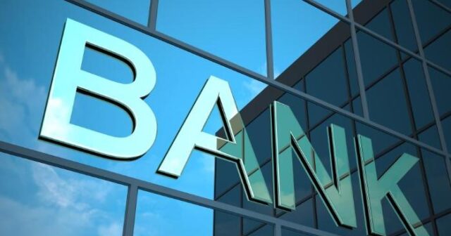 XƏBƏRDARLIQ: Bu şəxslər banklardan kredit götürə bilməyəcəklər – SƏBƏB BUDUR XƏBƏRDARLIQ: Bu şəxslər banklardan kredit götürə bilməyəcəklər – SƏBƏB BUDUR