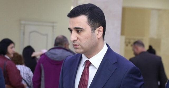 Sadiq Əliyev rəisi işdən çıxardı – FOTO