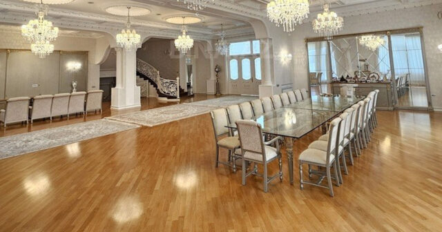 Bakıda kreditlə villa satılır: 5 milyon manata – FOTO Bakıda kreditlə villa satılır: 5 milyon manata – FOTO