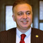 “Musiqiçiyə yox, omba qoydurub, əxlaqsızlıq edənlərə hörmət qoyurlar” “Musiqiçiyə yox, omba qoydurub, əxlaqsızlıq edənlərə hörmət qoyurlar”