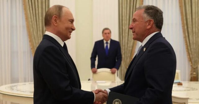 Trampın adamını “Bloomberg”ə kim satıb – ABŞ, yoxsa Rusiya kəşfiyyatı?