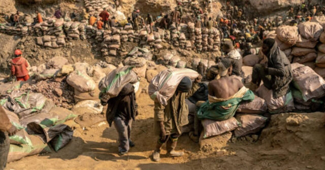 Konqoda mis mədəni çöküb, onlarla insan ölüb Konqoda mis mədəni çöküb, onlarla insan ölüb