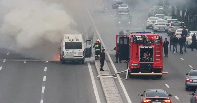 SON DƏQİQƏ! Prospektdə avtomobil alışdı – VİDEO – FOTOLAR