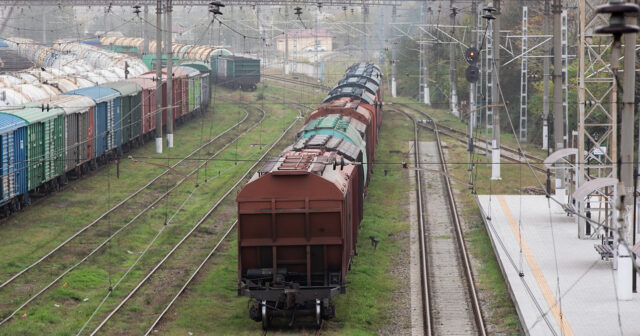 Ermənistana buğda aparan qatar yola düşdü – VİDEO Ermənistana buğda aparan qatar yola düşdü – VİDEO