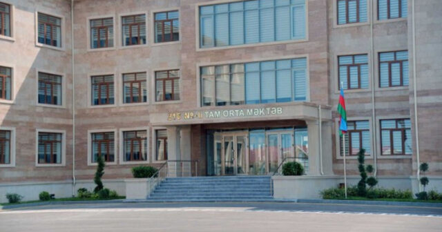 Bakıda məktəb direktoru ilə mübahisə edən müəllim xəstəxanalıq oldu – AÇIQLAMA