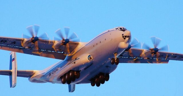 Qəzaya uğrayan An-22 təyyarəsindəki bütün heyət üzvləri həlak oldu Qəzaya uğrayan An-22 təyyarəsindəki bütün heyət üzvləri həlak oldu