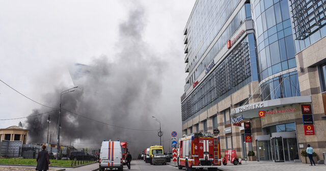 Moskvada biznes mərkəzi yanır – VİDEO Moskvada biznes mərkəzi yanır – VİDEO