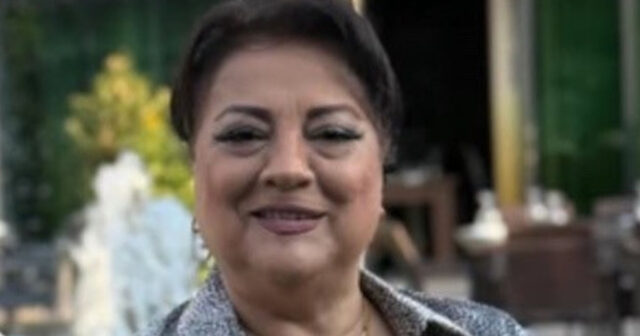 Səkinə İsmayılova fotoşopla tanınmaz hala düşdü – FOTO Səkinə İsmayılova fotoşopla tanınmaz hala düşdü – FOTO