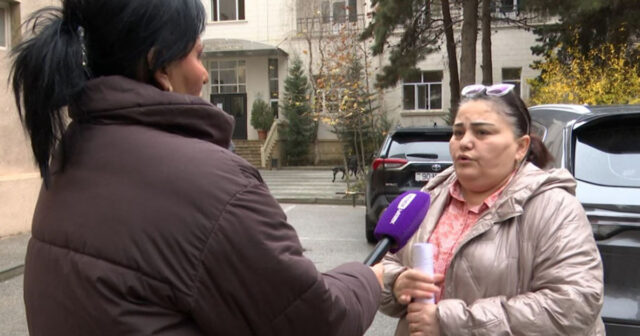 Təhsil ocağında işçi direktorla mübahisədən sonra özünə xəsarət yetirib? – VİDEO Təhsil ocağında işçi direktorla mübahisədən sonra özünə xəsarət yetirib? – VİDEO