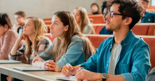 Həmin tələbələr universitetdən xaric ediləcək – AÇIQLAMA