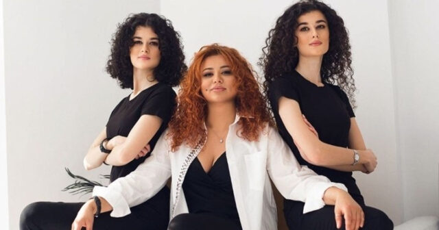 Həyat yoldaşı ilə arxiv FOTOsunu paylaşdı