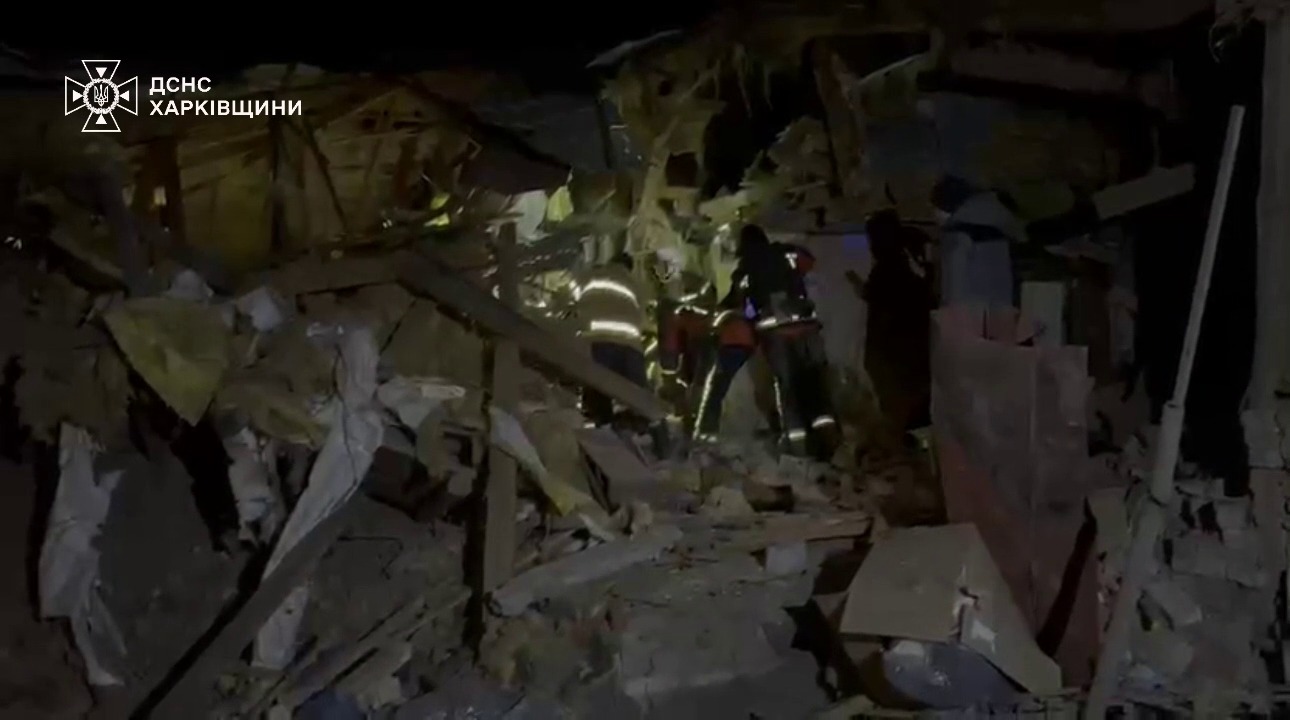 Rusiya İziumu bombaladı: iki nəfər həlak oldu, bir nəfər yaralandı