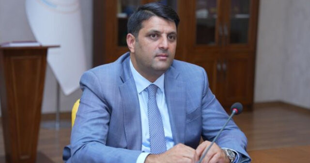 Elbrus İsayevin rektoru olduğu Naxçıvan Dövlət Universitetindən 3,68 milyon görün hansı şirkətlərə köçürülüb – 12 ay ərzində