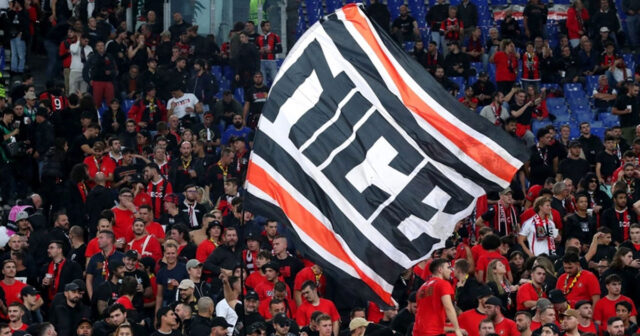 Fransa klubunun azarkeşləri futbolçuları döyüblər