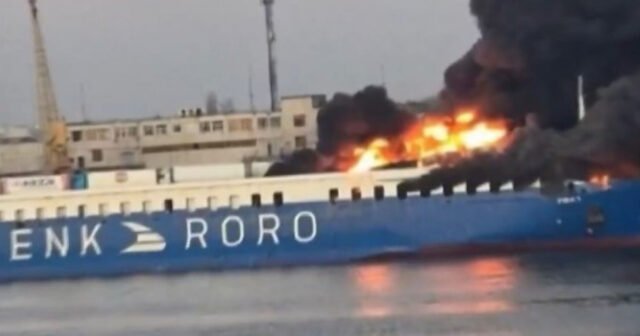 Odessa limanında Türkiyəyə məxsus yük gəmisi vurulub Odessa limanında Türkiyəyə məxsus yük gəmisi vurulub