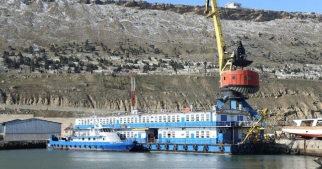 “Bibiheybət”in işçiləri digər zavodlara köçürülür – SƏBƏB / VİDEO “Bibiheybət”in işçiləri digər zavodlara köçürülür – SƏBƏB / VİDEO