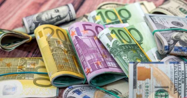 Avro ucuzlaşdı, rubl bahalaşdı Avro ucuzlaşdı, rubl bahalaşdı