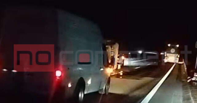 Salyanda zəncirvari qəza: Yaralılar var – FOTO Salyanda zəncirvari qəza: Yaralılar var – FOTO