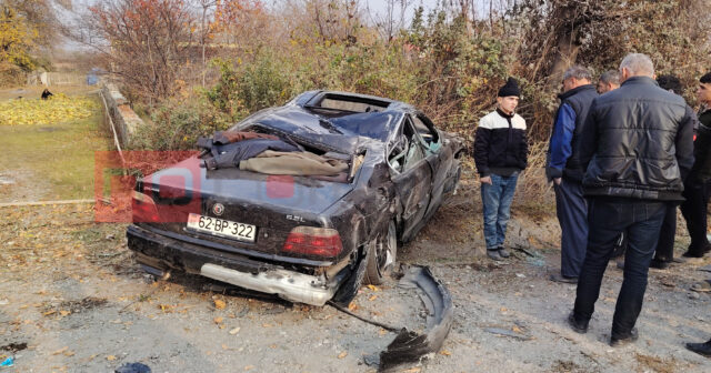Şəkidə qəza: sürücü ağır yaralandı – FOTO Şəkidə qəza: sürücü ağır yaralandı – FOTO