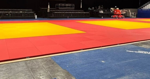 12 qat dünya çempionu zala buraxılmadı – VİDEO