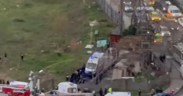 İstanbulda mikroavtobusun aşması nəticəsində ölənlərin sayı artıb İstanbulda mikroavtobusun aşması nəticəsində ölənlərin sayı artıb