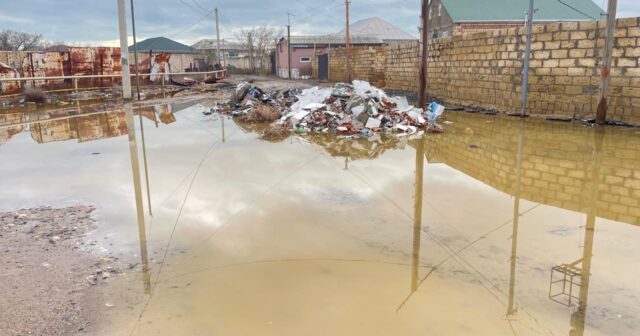 Sumqayıtda XXI əsr biabırçılığı: BTZ bağları hələ də kanalizasiyasızdır – VİDEO Sumqayıtda XXI əsr biabırçılığı: BTZ bağları hələ də kanalizasiyasızdır – VİDEO